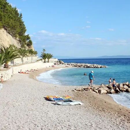 Apartman Apartments With Parking Space Brela, Makarska - 11552 Brela