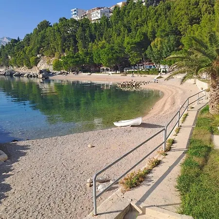 Apartman Apartments With Parking Space Brela, Makarska - 11552 Brela