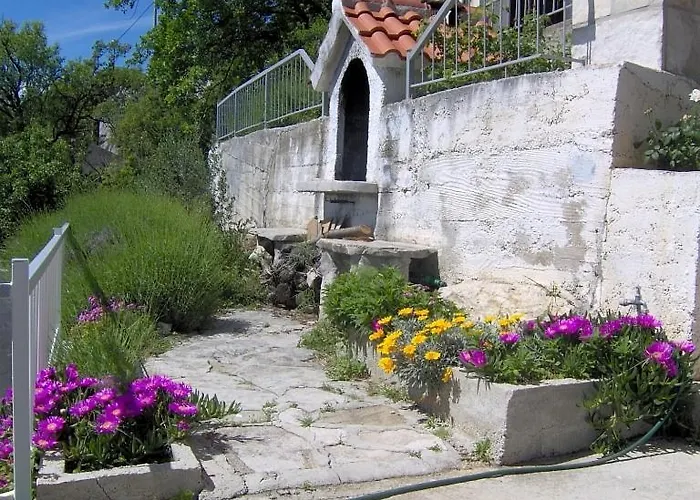 Apartments With Parking Space Brela, Makarska - 11552 Apartman *