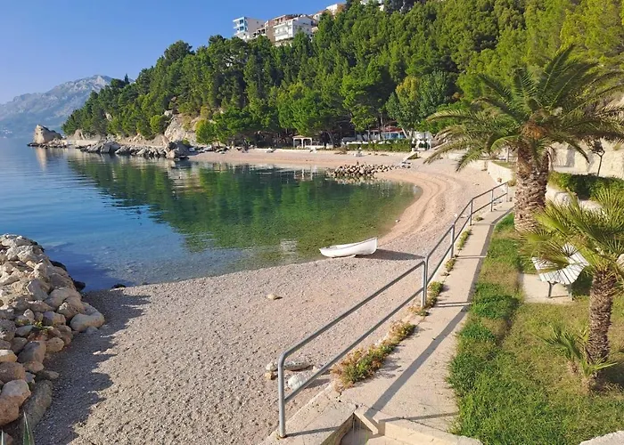 Apartman Apartments With Parking Space Brela, Makarska - 11552 Brela